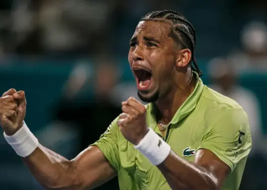 arthur fils — IN news