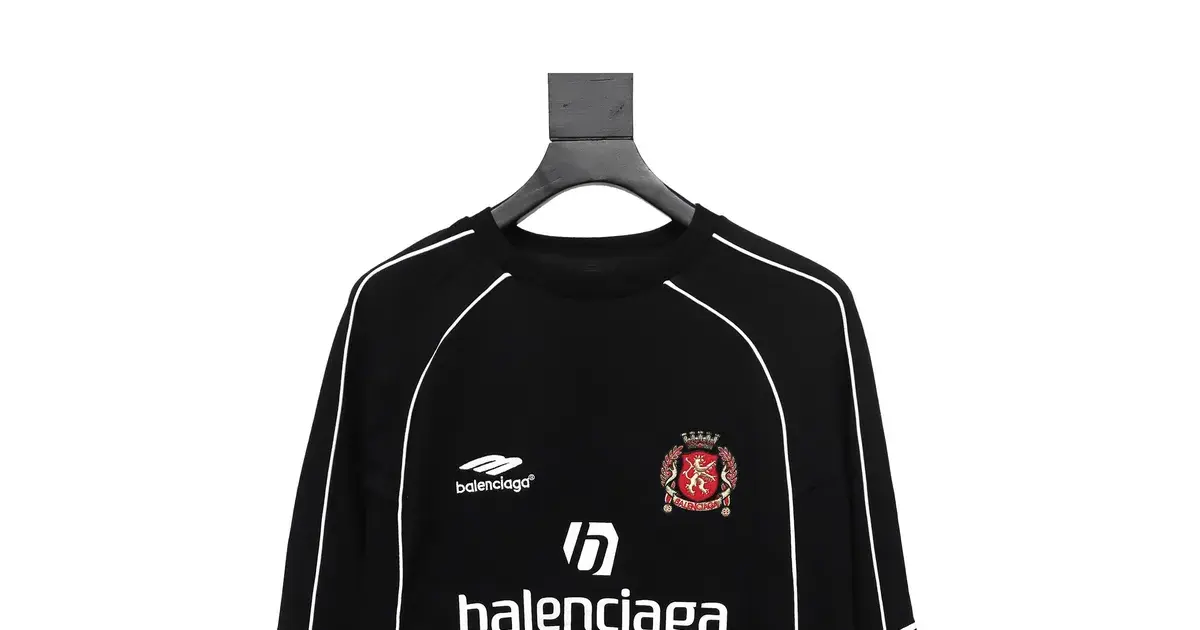 balenciaga — IN news