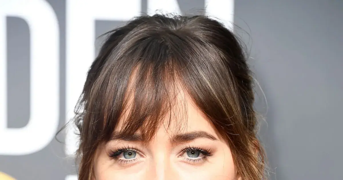 dakota johnson — IN news