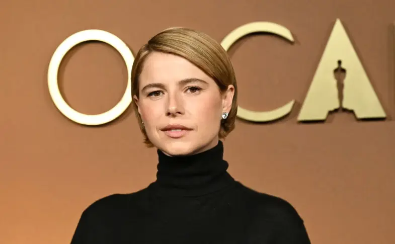 jessie buckley — IN news