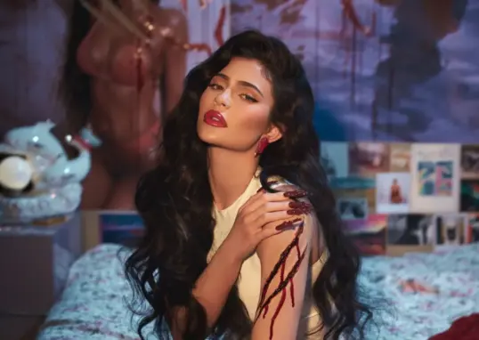 kylie jenner — IN news