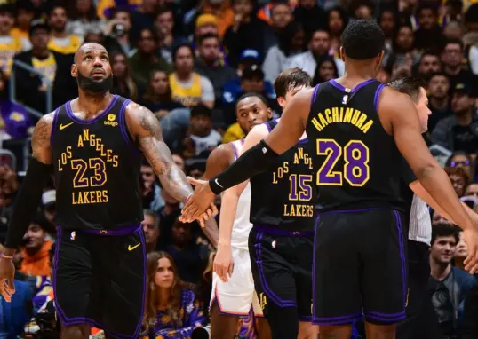 lakers vs knicks — IN news