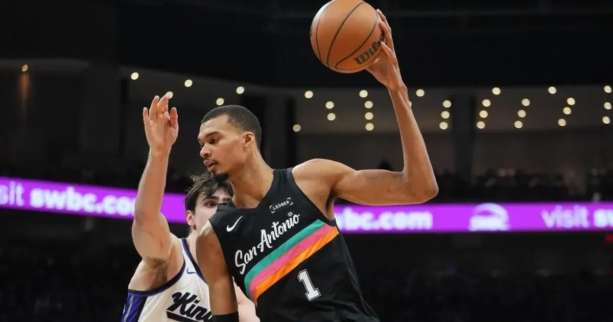 spurs vs rockets — IN news