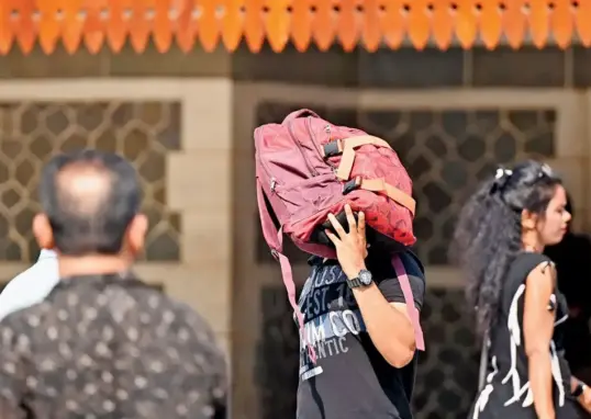 temperature mumbai — IN news