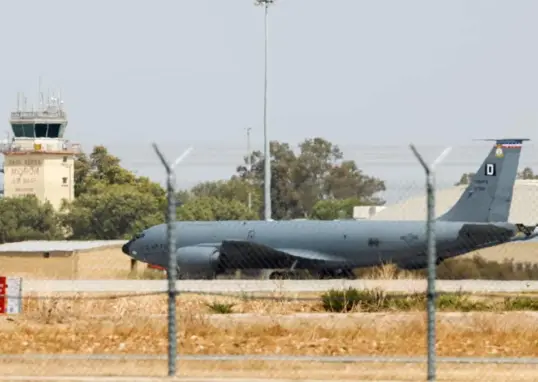 us military plane emergency qatar — IN news