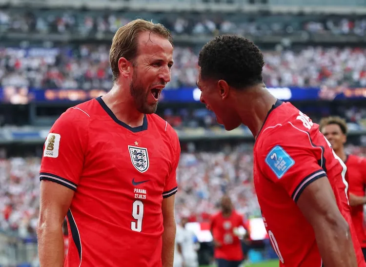 Harry Kane and Jude Bellingham combined to give England the second goal. (Image