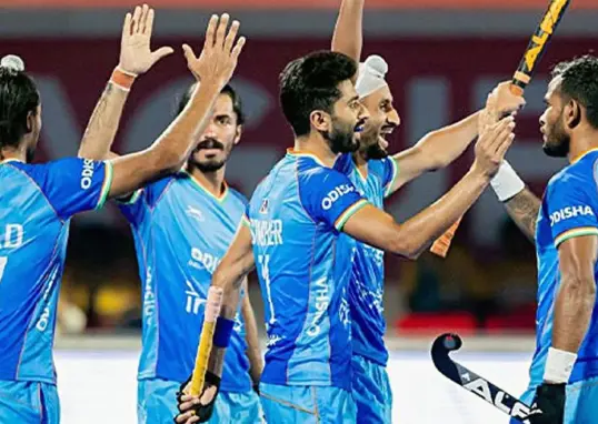 Naveen Patnaik lambasts BJP government for changing Indian Hockey jersey colour from blue to saffron - The Hindu