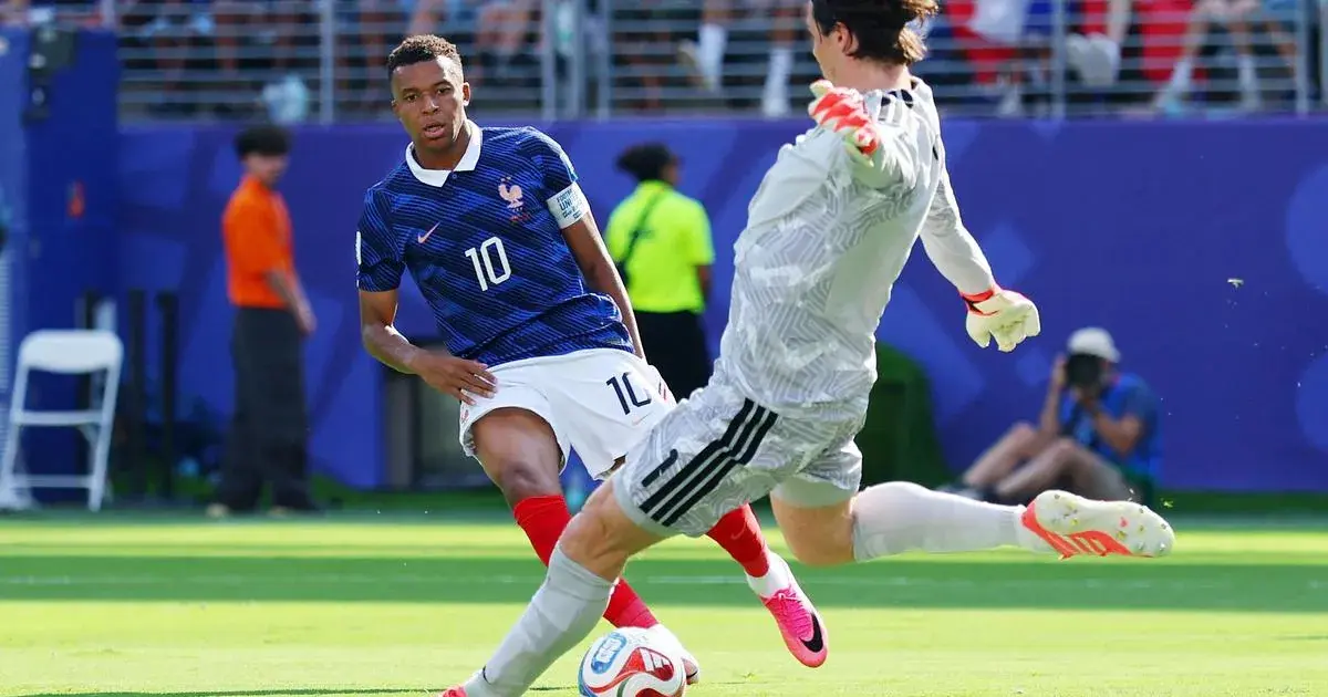 Kylian Mbappé at the double as France swat aside Sweden in World Cup masterclass